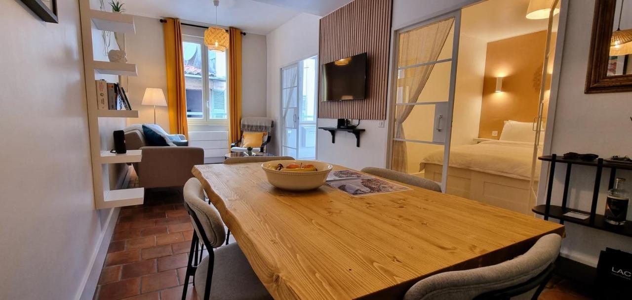 Charming Appartement In Vieux Nizza Kültér fotó