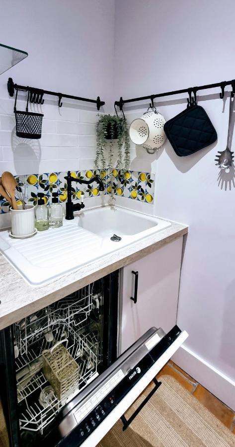 Charming Appartement In Vieux Nizza Kültér fotó